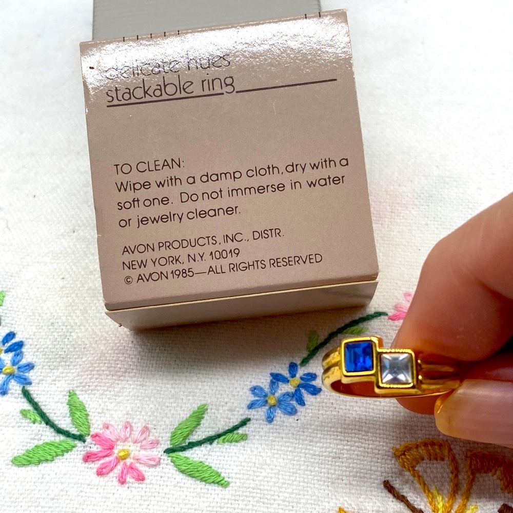 Vintage Avon Delicate Hues Stackable Ring Simulat… - image 1
